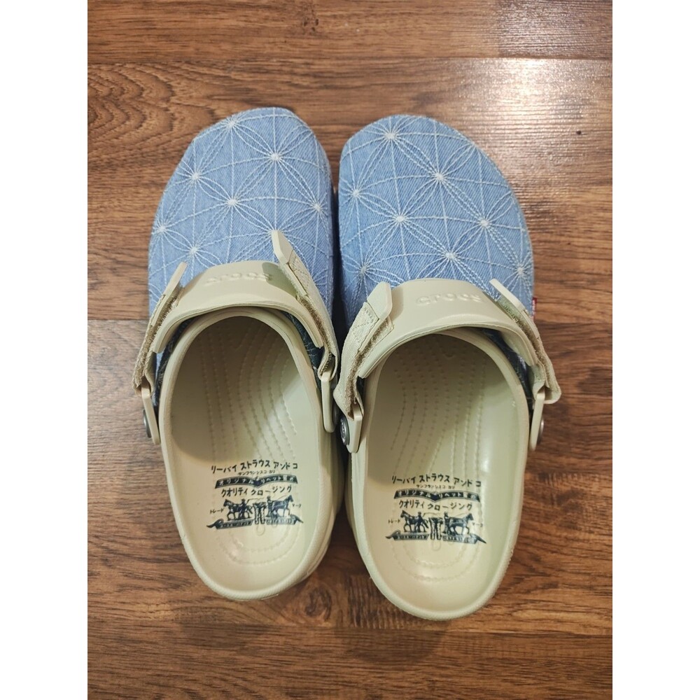 Crocs X Levis All-Terrain Clogs Light Wash Denim Men's 8 - Women's 10 Unisex
